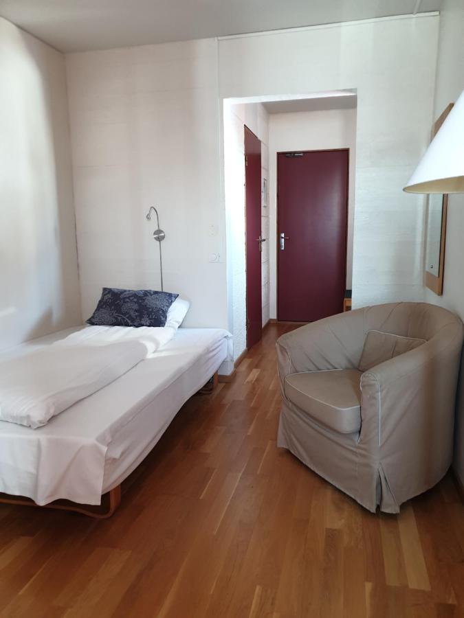 Mehamn Arctic Hotel Экстерьер фото