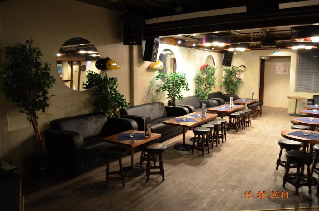 Mehamn Arctic Hotel Экстерьер фото